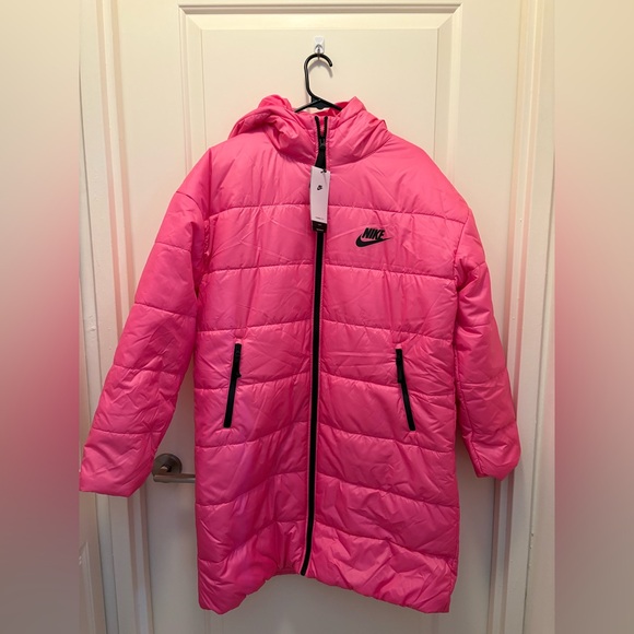Nike Puffer Coat - Women’s Size Medium - Picture 1 of 12